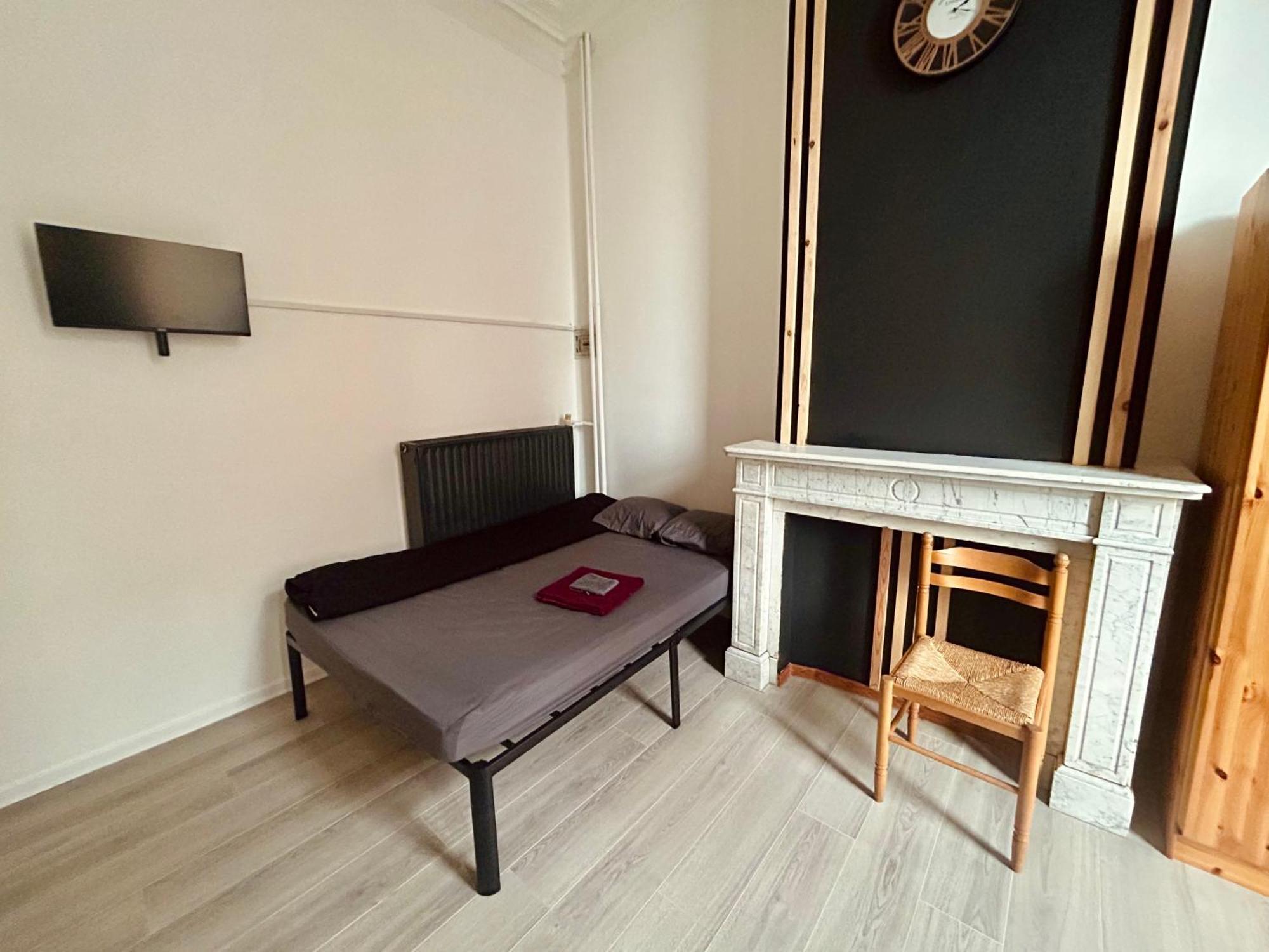 European District Hostel Брюссель Екстер'єр фото