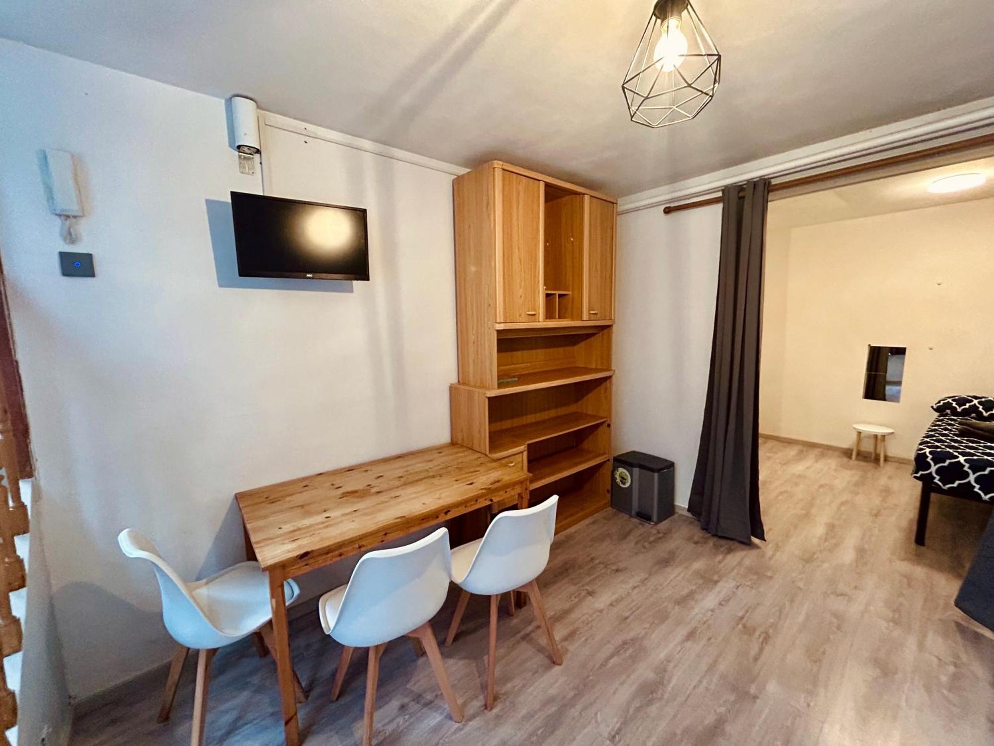 European District Hostel Брюссель Екстер'єр фото